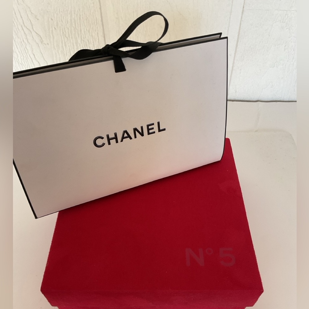 Chanel No. 5 Suede Gift Box